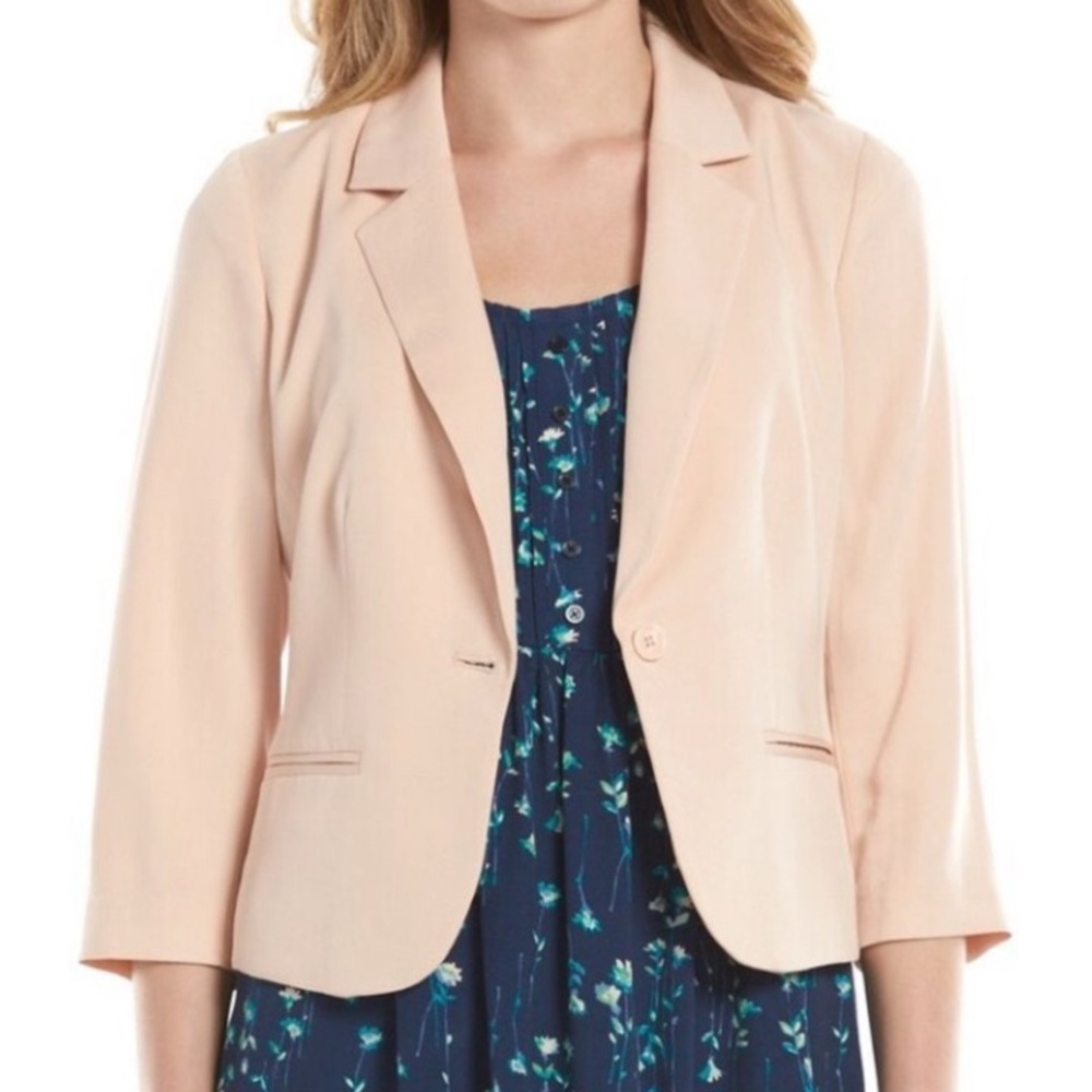 NWOT LC Lauren Conrad Soft Pink Tone Blazer Jacket